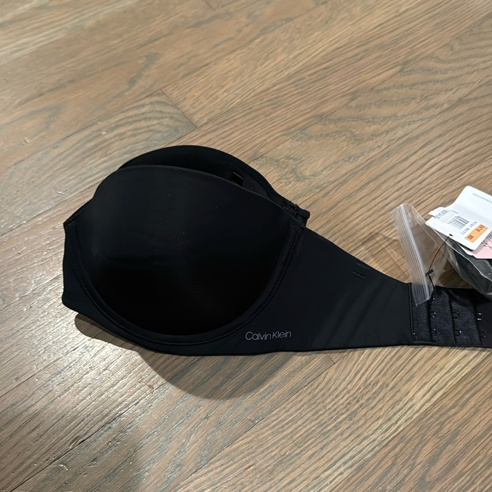 Calvin Klein strapless bra